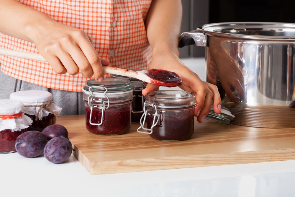 Making plum jam