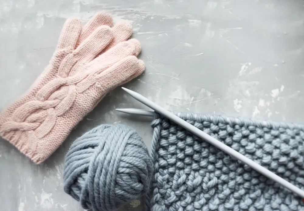 Knit her clothes –all the benefits of hand knitting