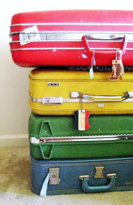 Shop Unclaimed Baggage Online  You Never Know What You'll Find